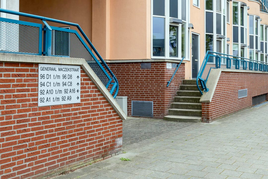 Photo 8 of Generaal Maczekstraat 96-D2
