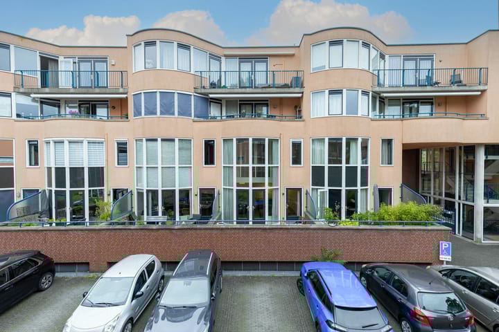 Foto 41 van Generaal Maczekstraat 96-D2