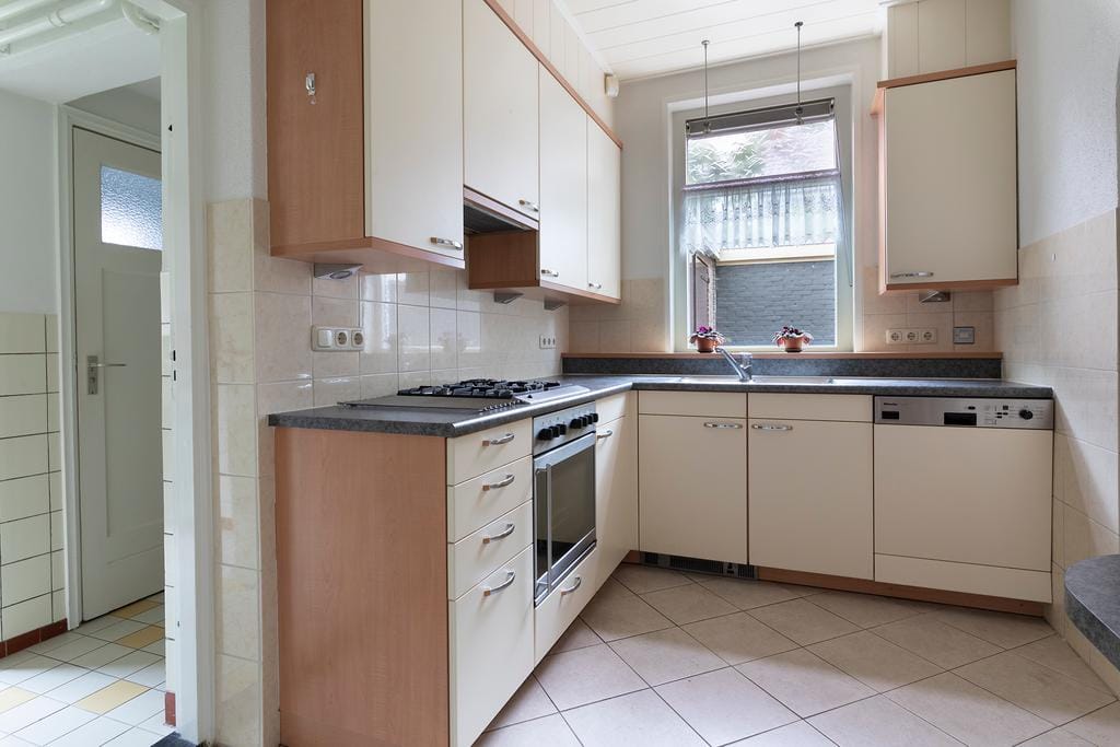 Foto 18 van Burgemeester van Akenstr 19