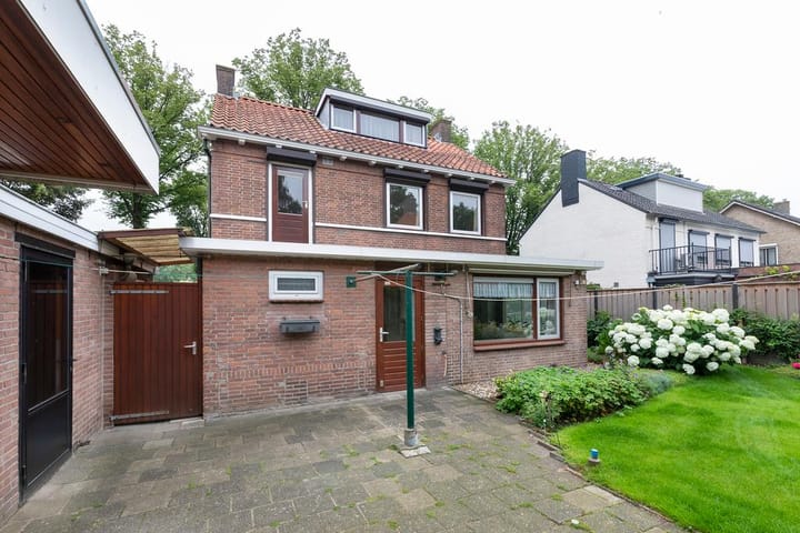 Foto 37 van Burgemeester van Akenstr 19