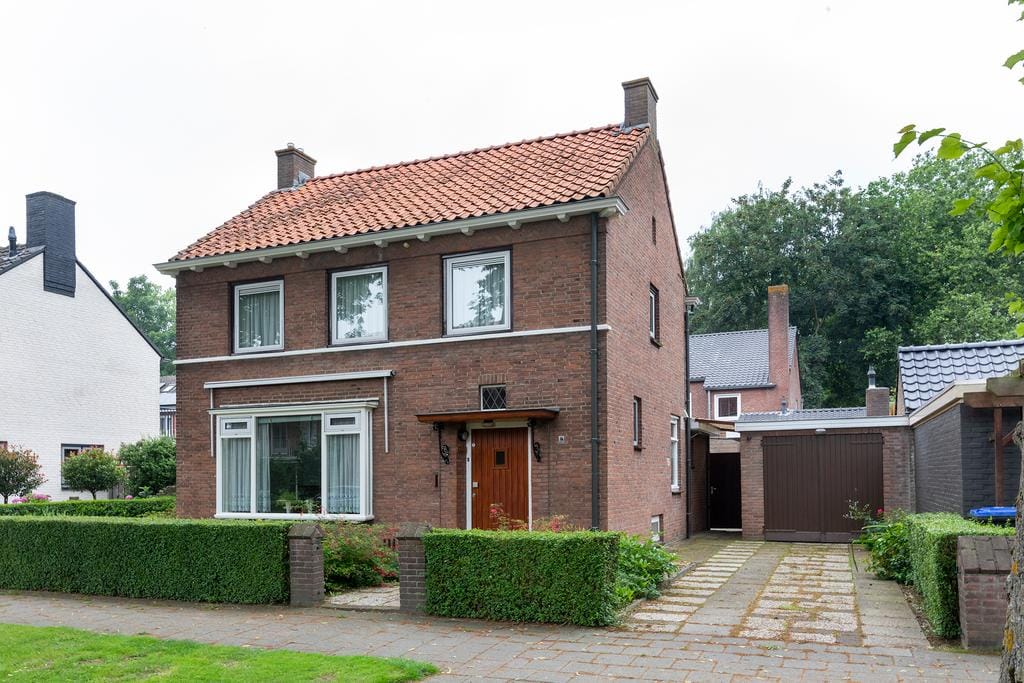 Foto 44 van Burgemeester van Akenstr 19