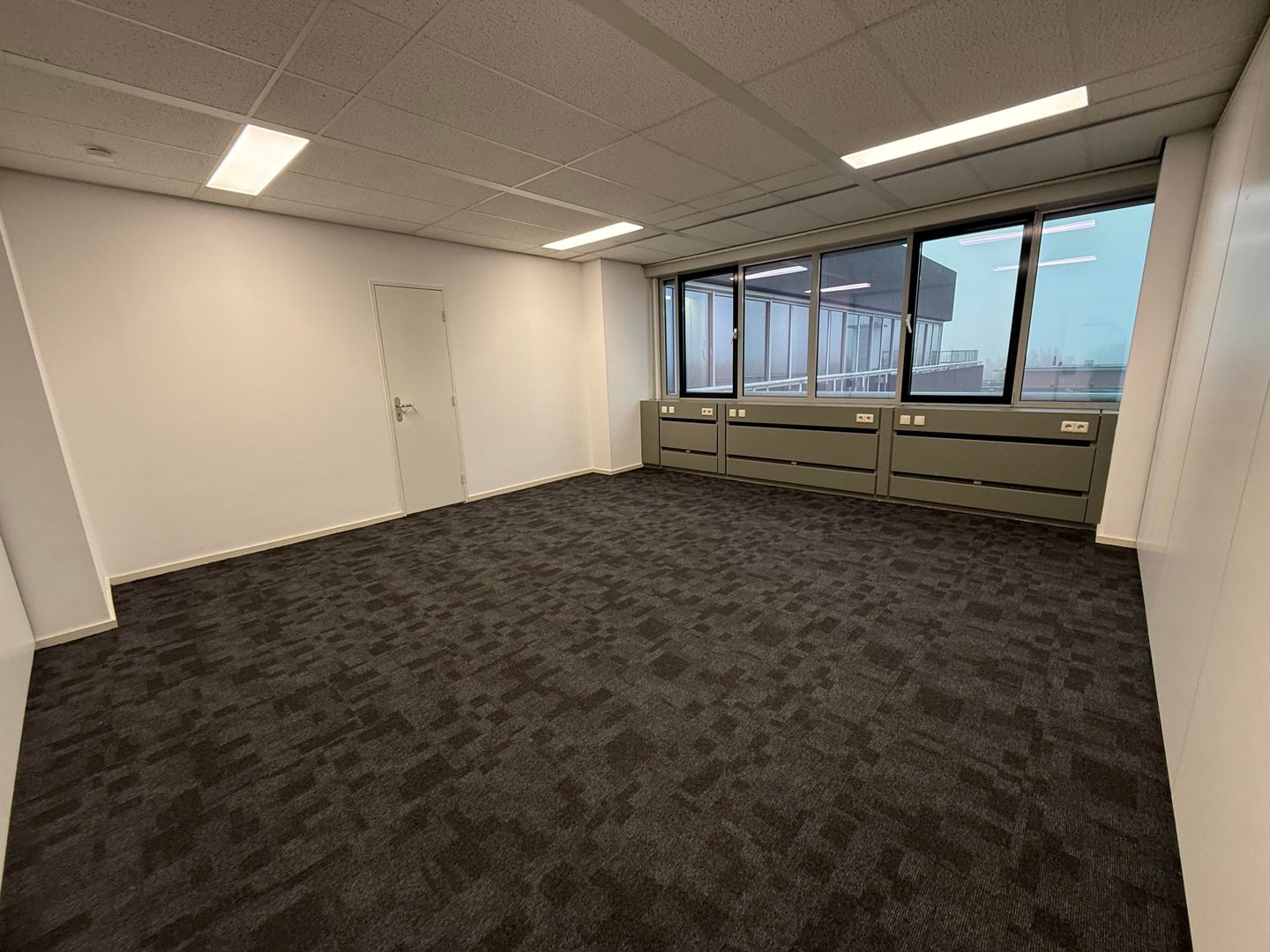 Bekijk foto 1 van Hanzeweg 14