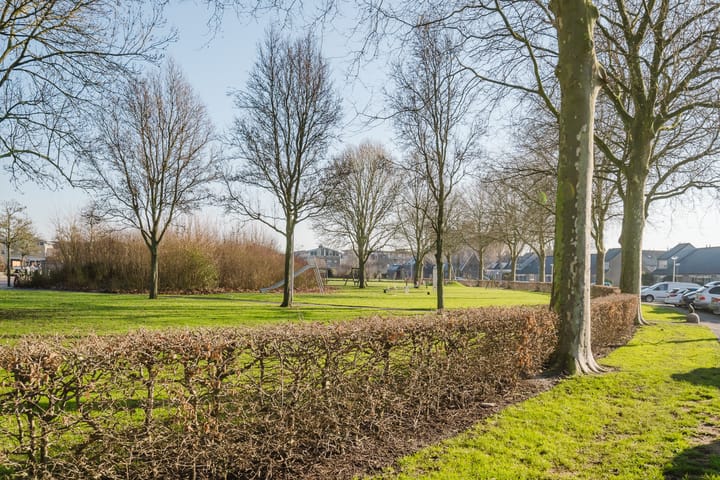 Foto 6 van Lau Mazirelstraat 4