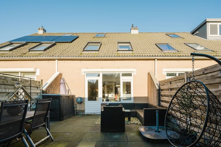 Foto 17 van Lau Mazirelstraat 4