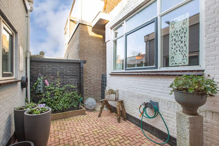 Foto 16 van Flevostraat 11