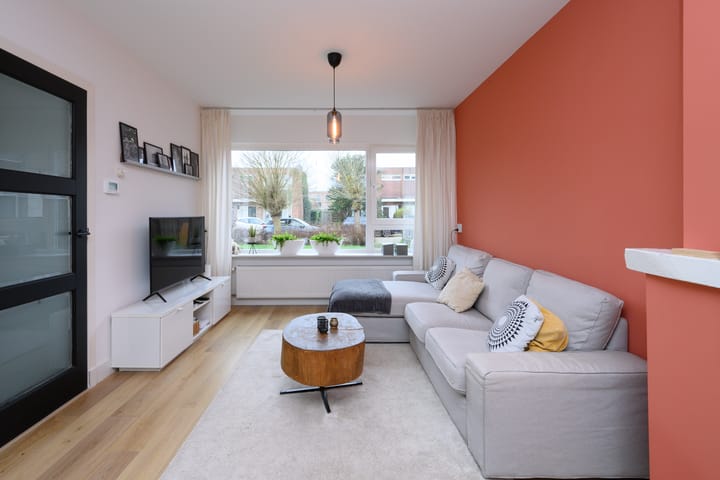 Photo 6 of Multatulistraat 7