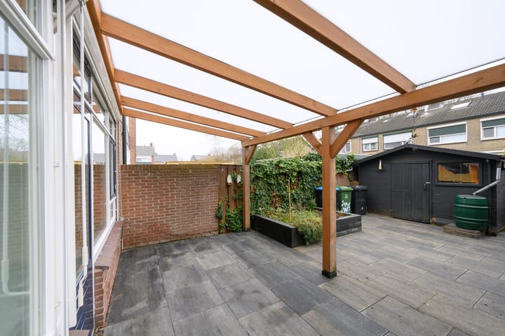 Photo 18 of Multatulistraat 7