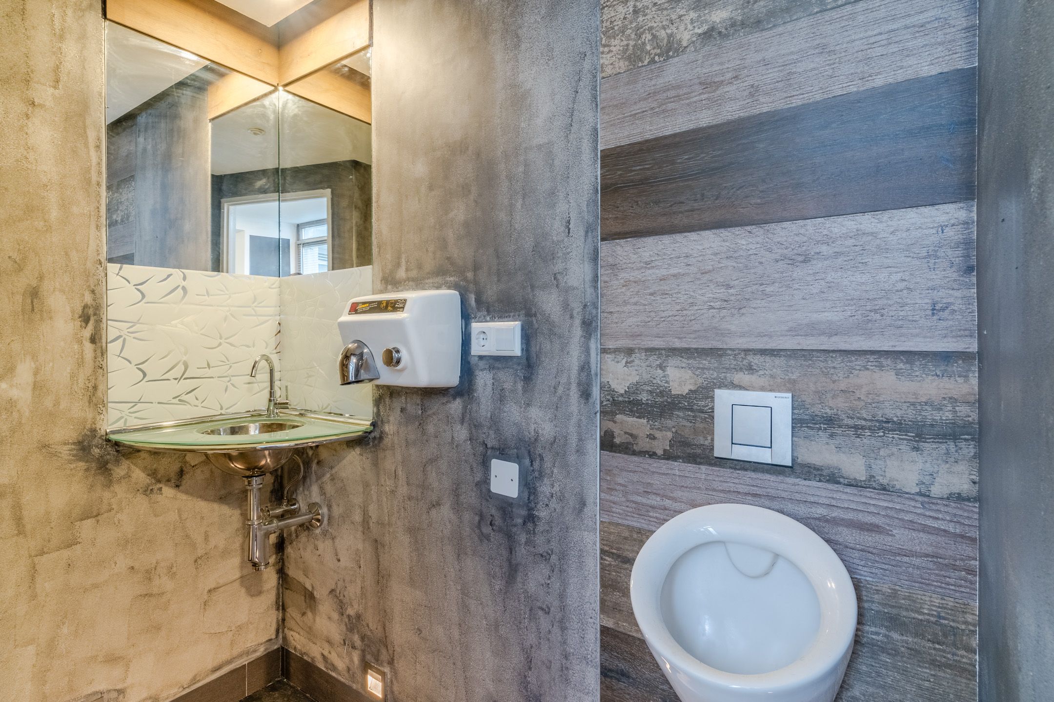 Photo 33 of Wachtendonk 304