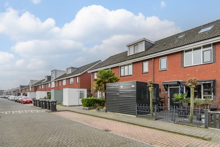 Foto 42 van Masaistraat 125