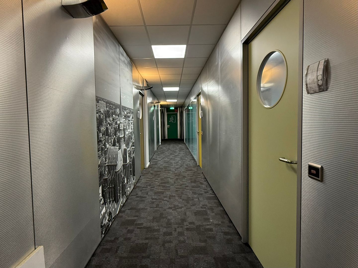 Bekijk foto 4 van Hanzeweg 14