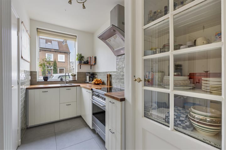 Foto 9 van Albert Cuypstraat 11