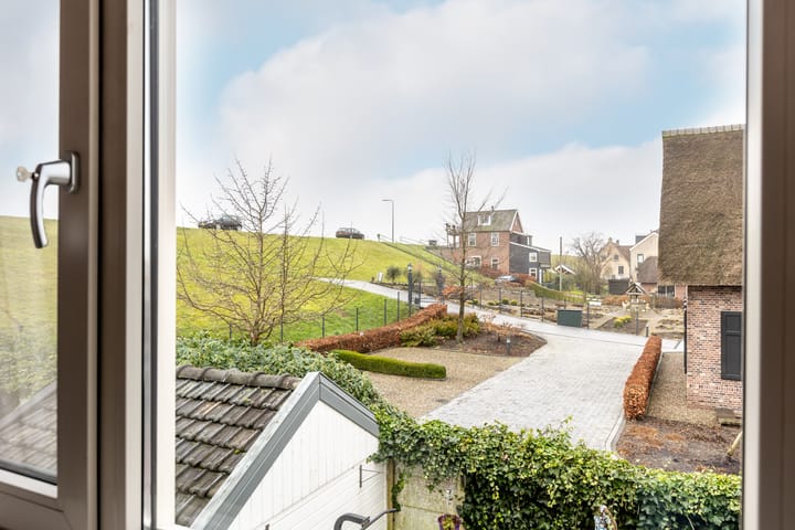 Foto 32 van Lekdijk-West 45