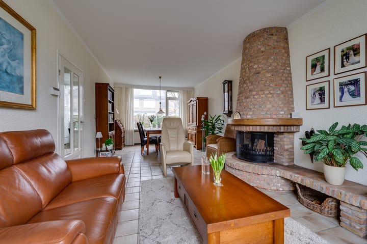 Foto 13 van Abeelstraat 64