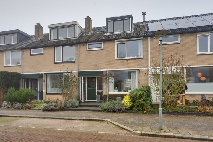 Foto 39 van Abeelstraat 64