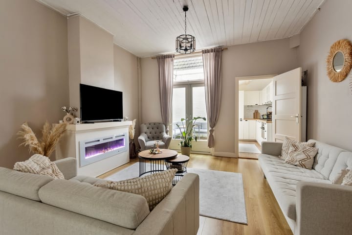 Photo 6 of De Genestetstraat 3