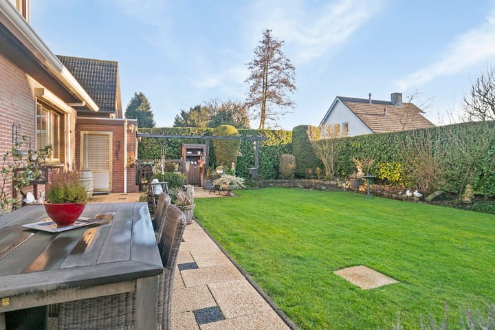 Foto 24 van Amerstraat 9