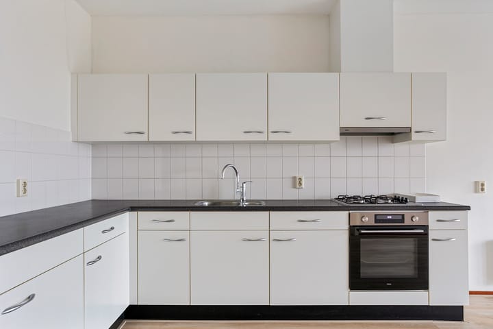 Photo 7 of Hoofdstraat 80-D