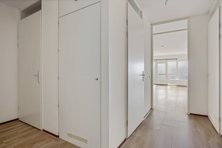 Photo 12 of Hoofdstraat 80-D