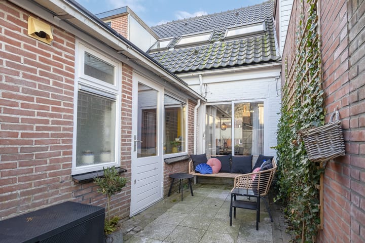 Photo 17 of Wilhelminastraat 47