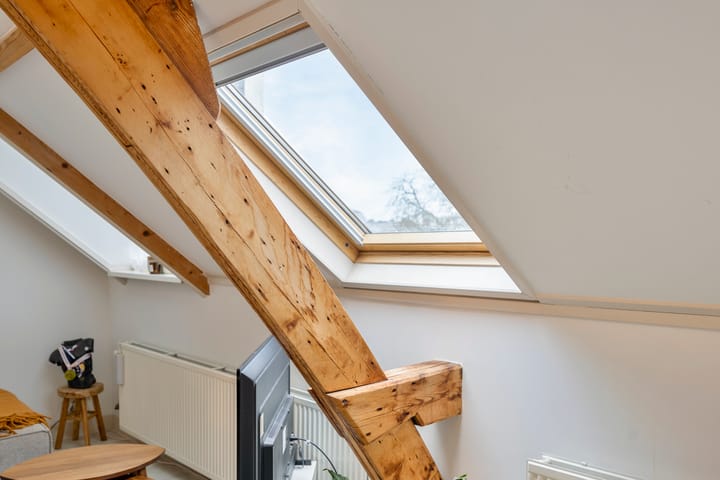 Photo 11 of Smetiusstraat 4-E