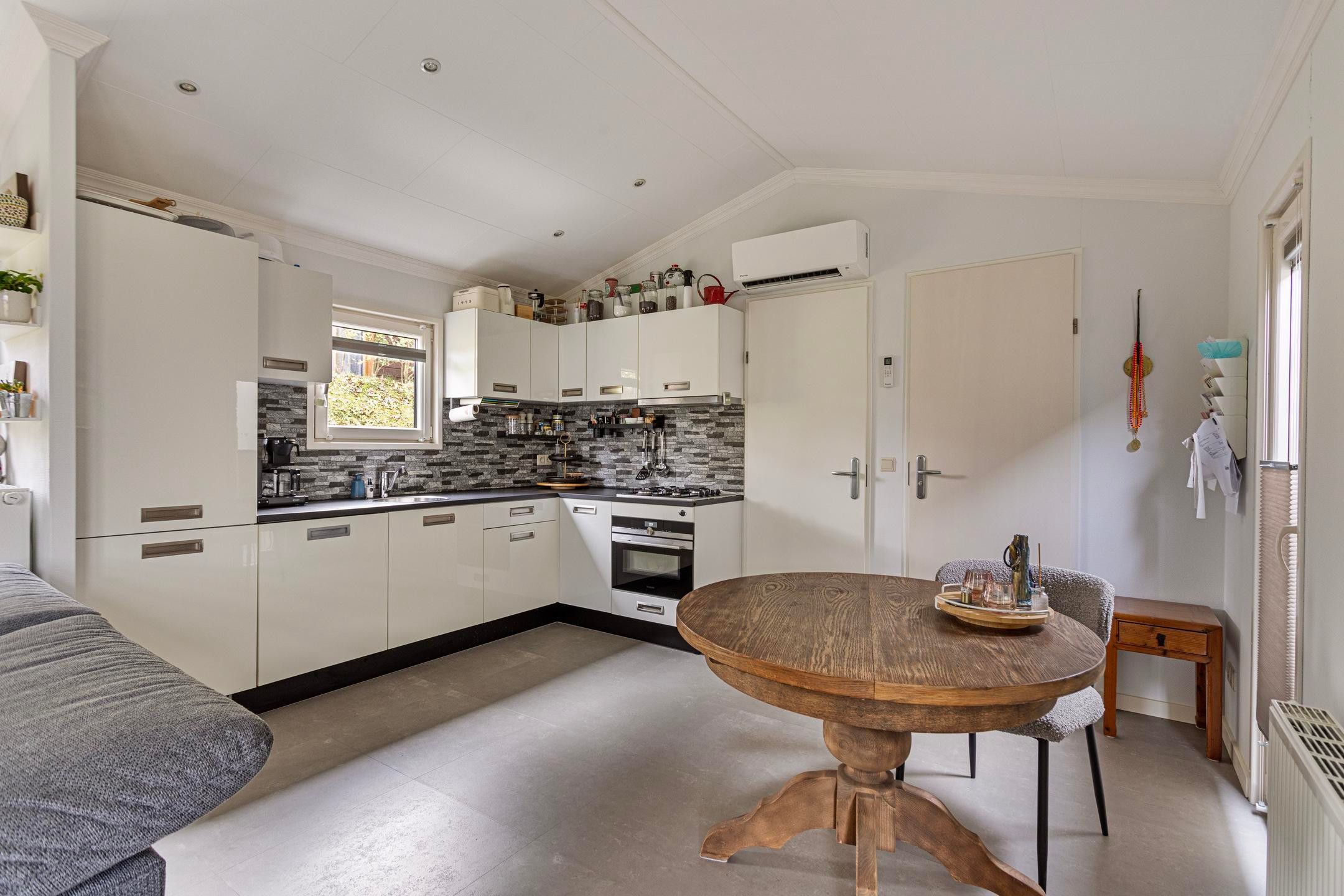 Foto 15 van Akerstraat 153-X100