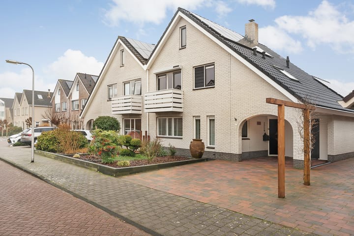 Foto 5 van Teeuwserf 17