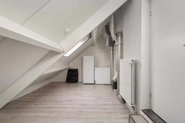 Foto 44 van Teeuwserf 17