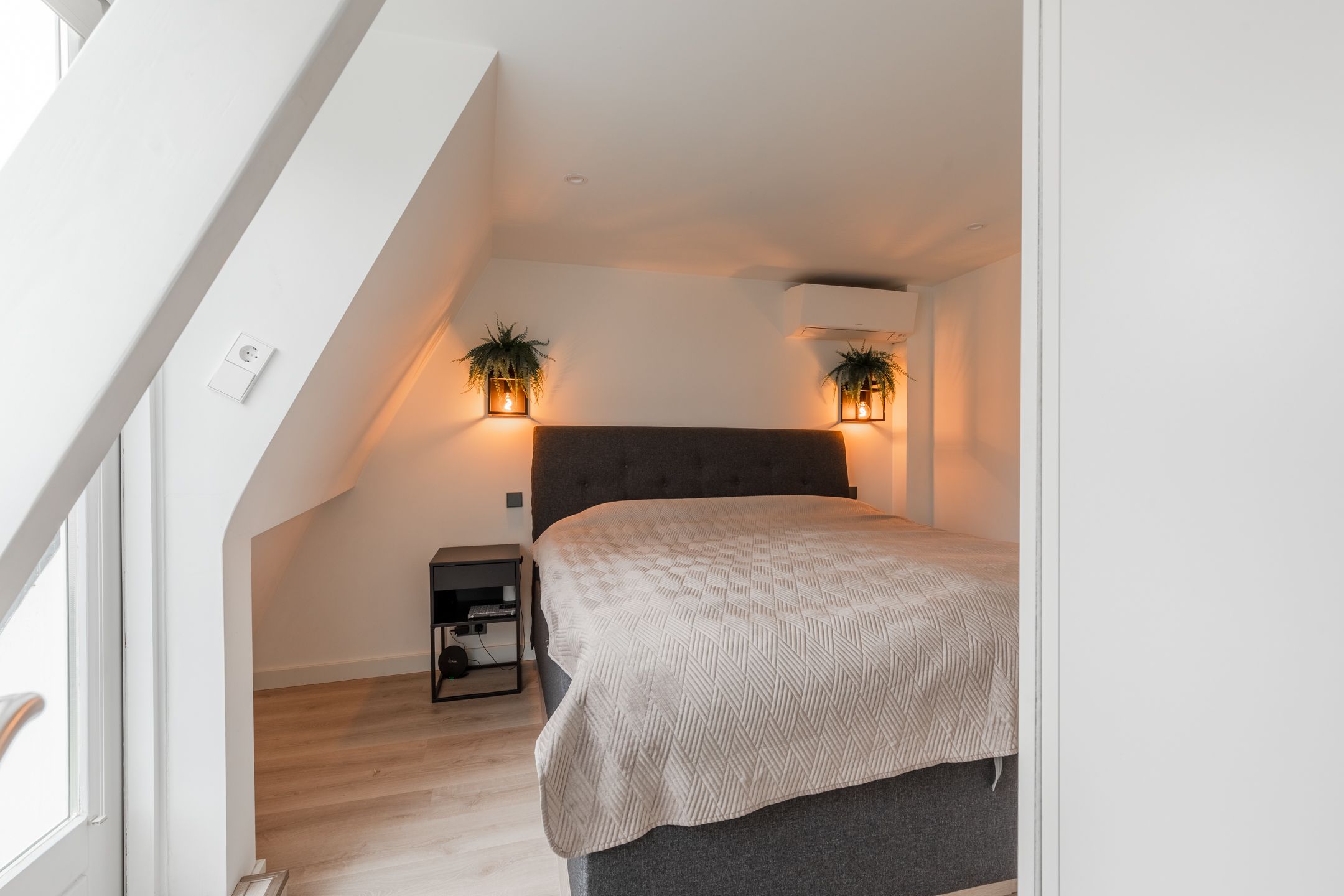 Foto 27 van Muiderstraatweg 49-A