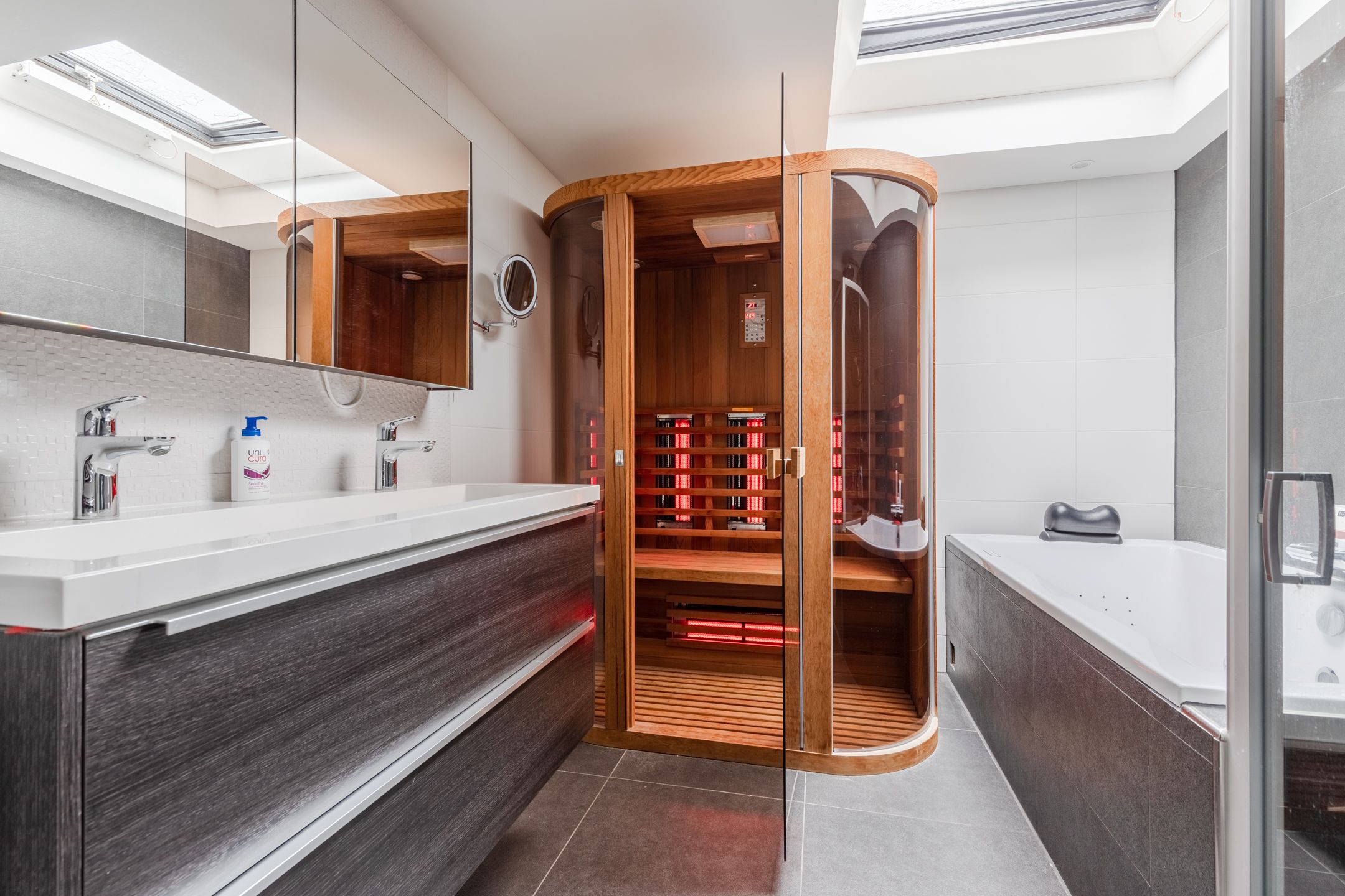 Foto 36 van Muiderstraatweg 49-A