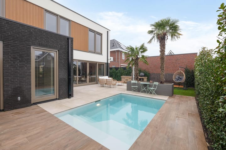 Foto 1 van Nachtegaal 5