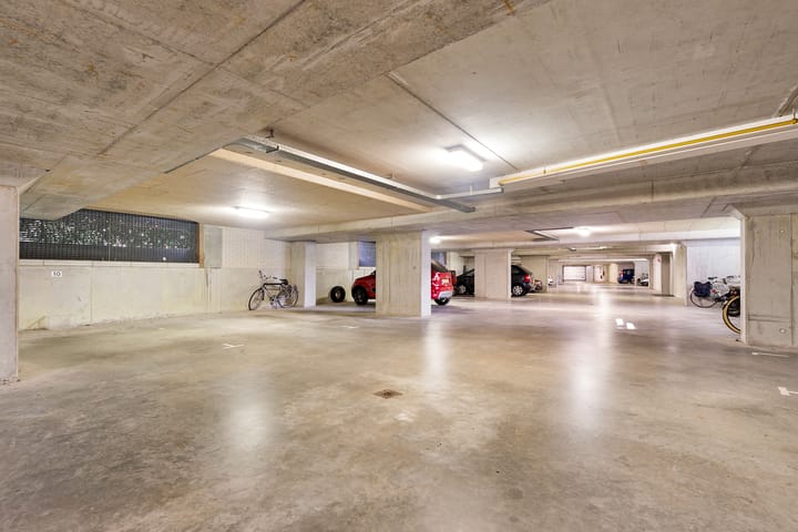 Foto 23 van Curiestraat 57