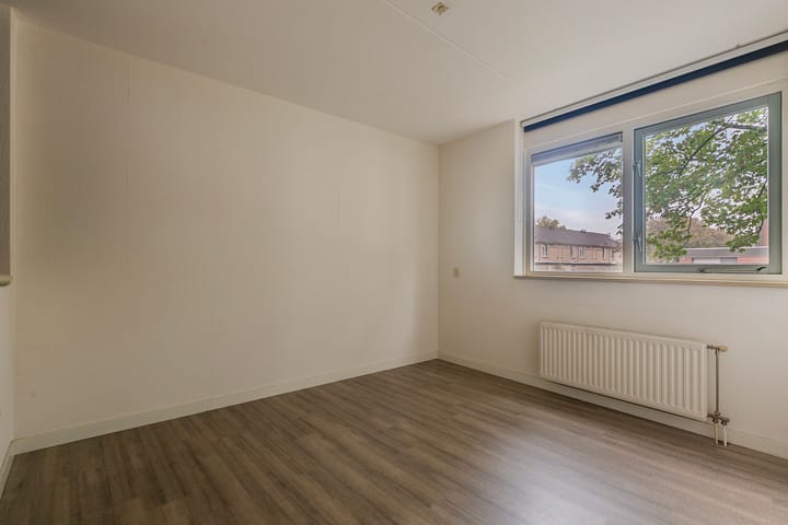 Foto 16 van Curiestraat 57