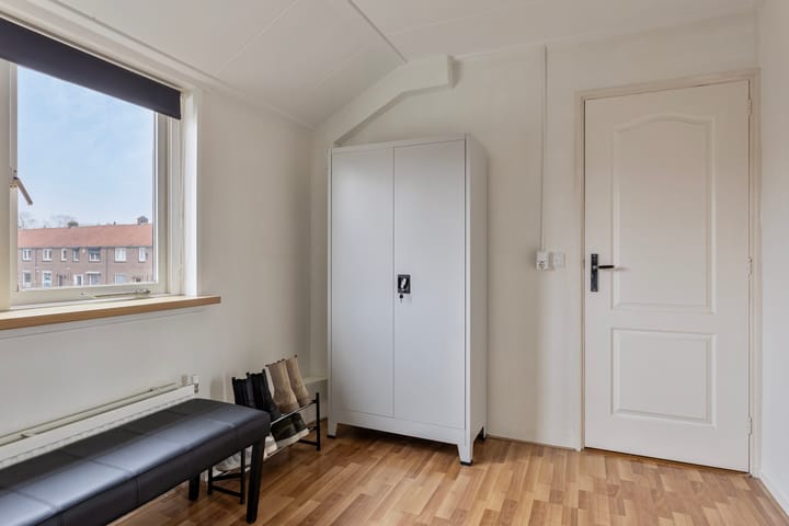 Foto 19 van Pieter de Hooghstraat 38