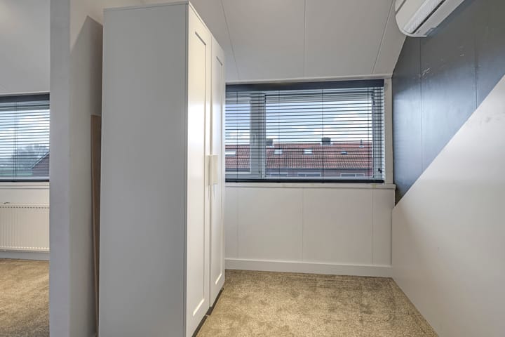 Foto 44 van Burgemeester Lewe van Aduardstraat 45