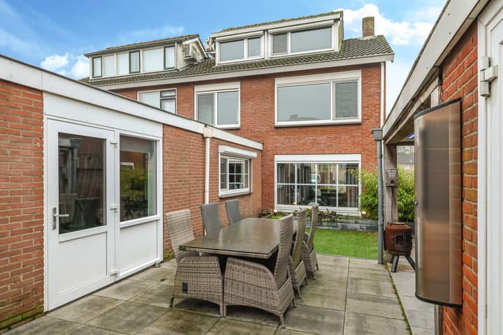 Foto 56 van Burgemeester Lewe van Aduardstraat 45