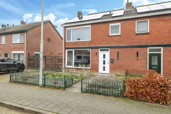 Foto 64 van Burgemeester Lewe van Aduardstraat 45