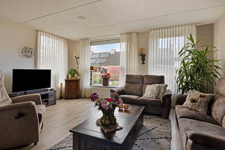 Foto 13 van Populierenlaan 10