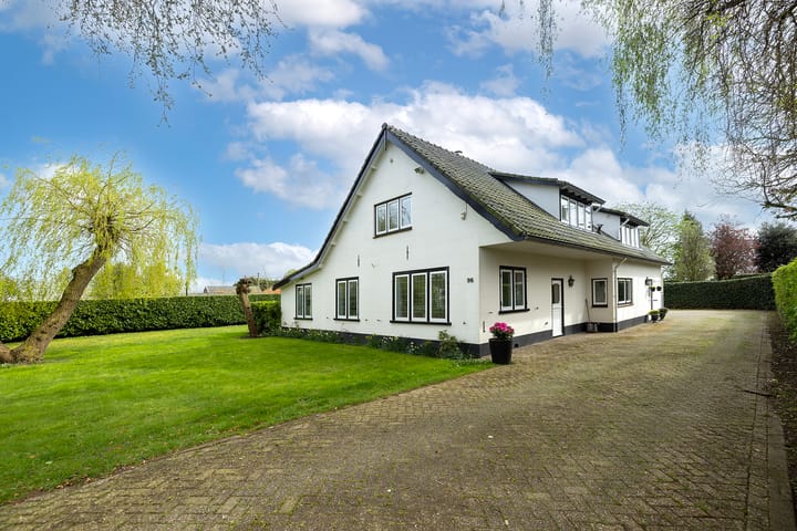 Foto 42 van Middenweg 96