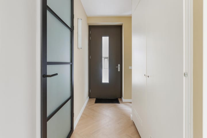 Foto 8 van Picassolaan 967