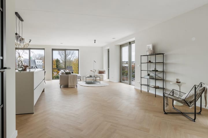 Foto 11 van Picassolaan 967