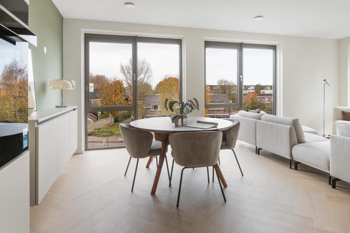 Foto 21 van Picassolaan 967