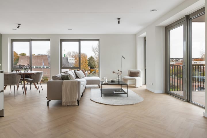 Foto 23 van Picassolaan 967