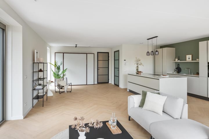 Foto 27 van Picassolaan 967