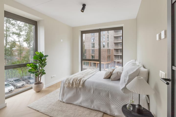 Foto 38 van Picassolaan 967