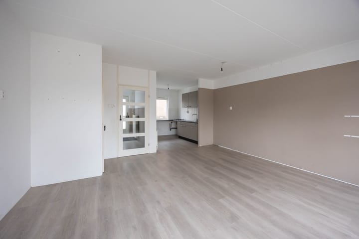 Foto 11 van Barmaheerd 25