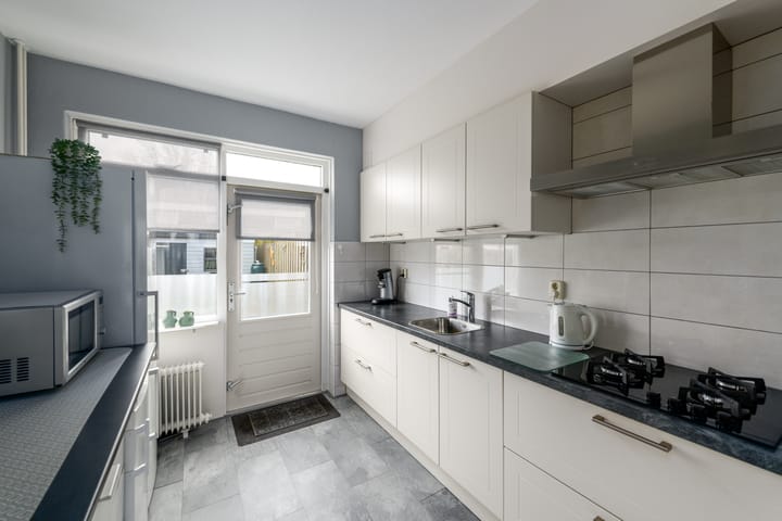 Foto 9 van E A Borgerstraat 78