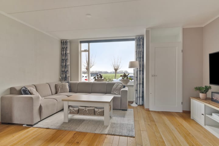 Foto 2 van Weegbree 24