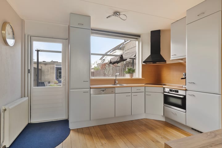 Foto 11 van Weegbree 24