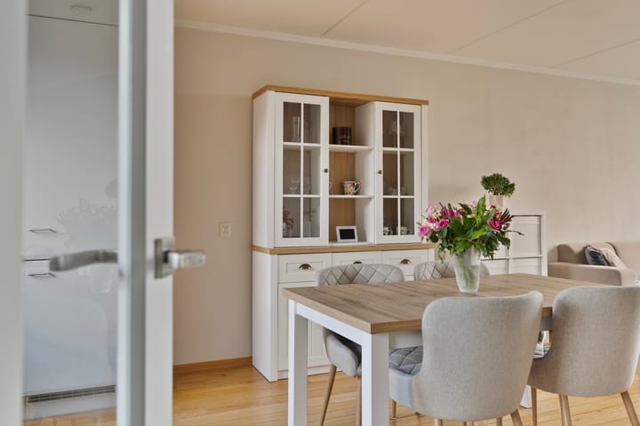 Foto 13 van Weegbree 24