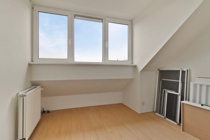 Foto 27 van Weegbree 24